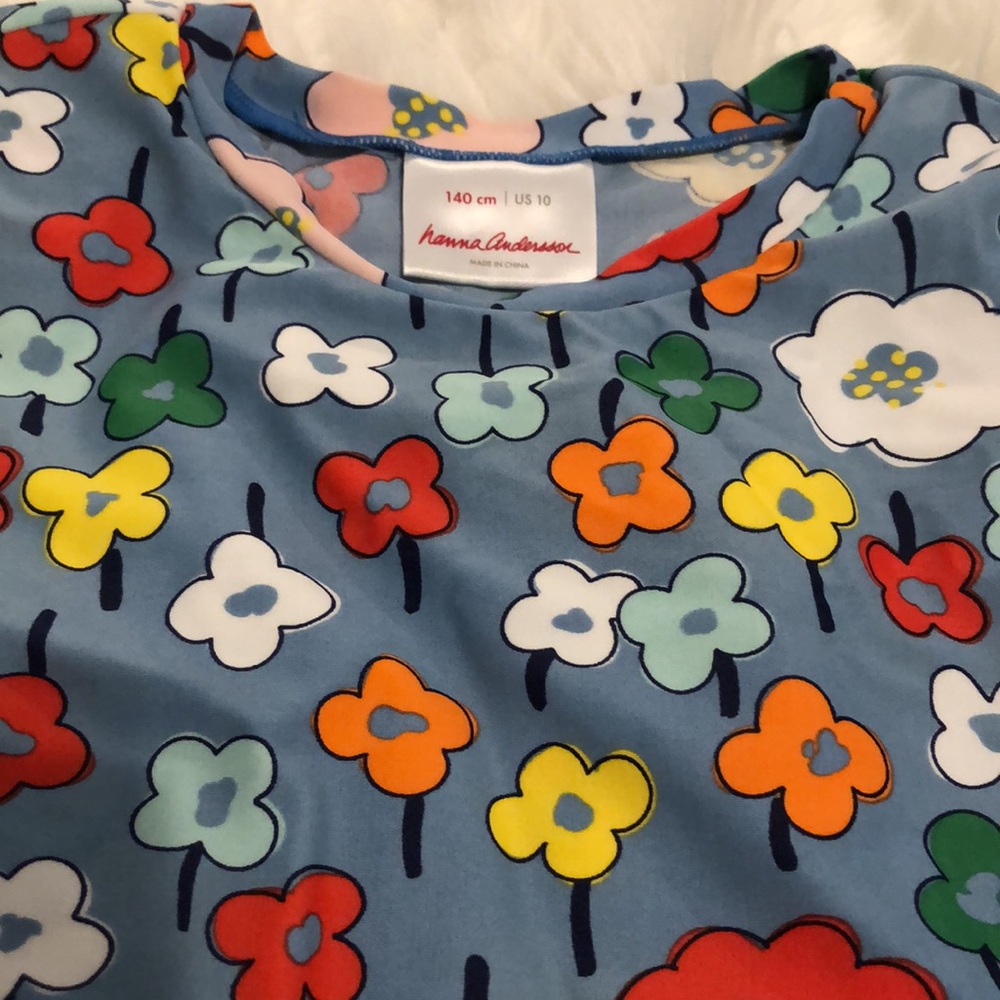 Cute Rash guard - Picture 2 of 2